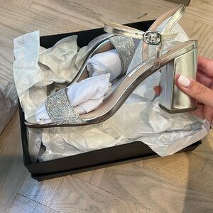 Brand new Vima Heels